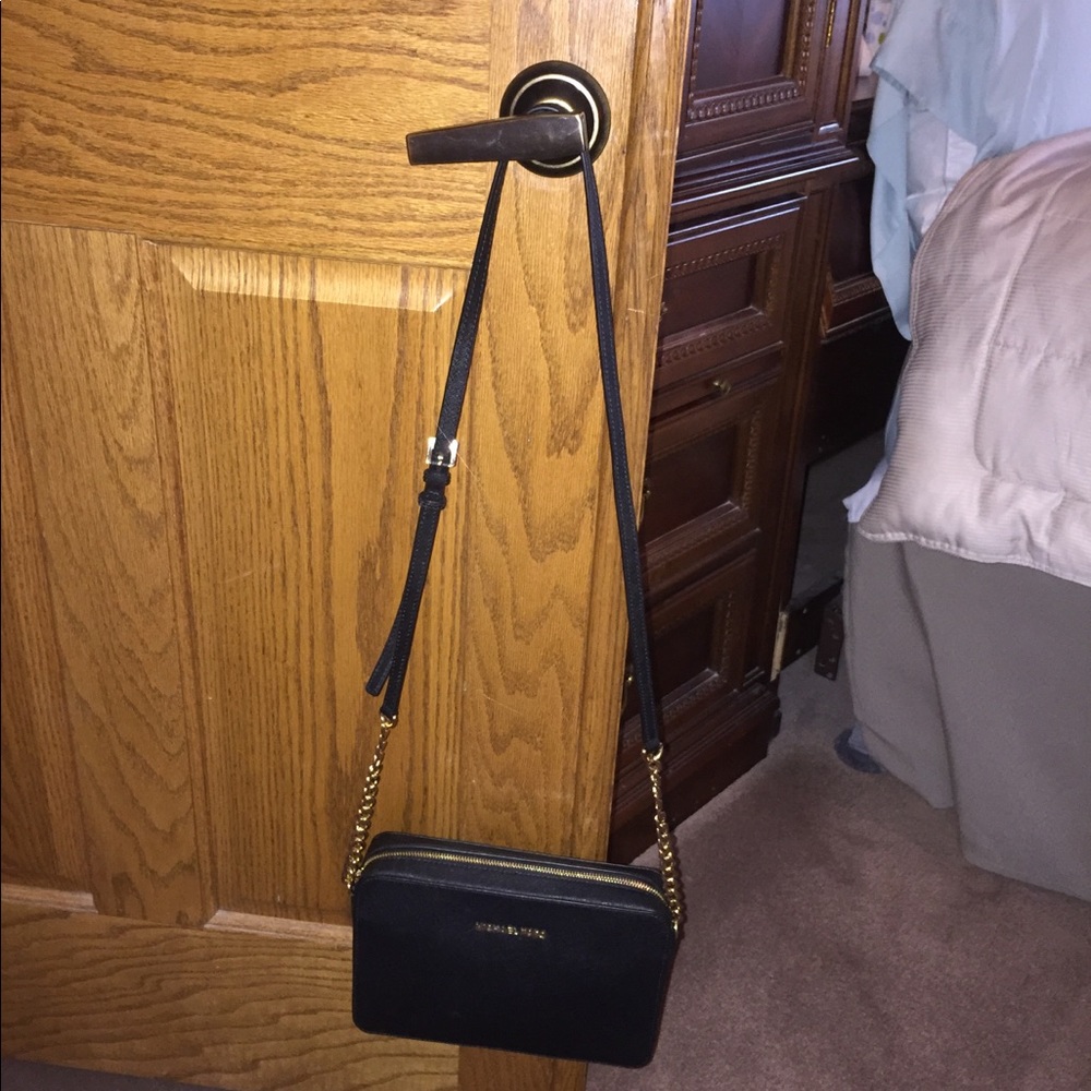 Michael Kors crossbody Black leather purse